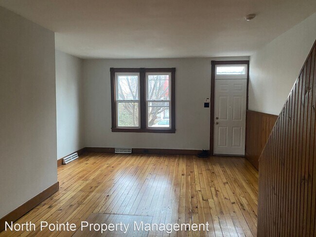Building Photo - 3 br, 1 bath House - 722 Fulton St.