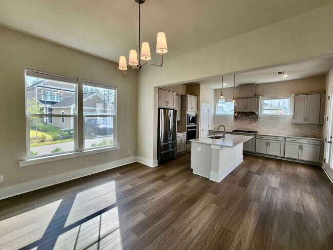Foto del edificio - Like new 3 bedroom - Nexton / Midtown - Su...