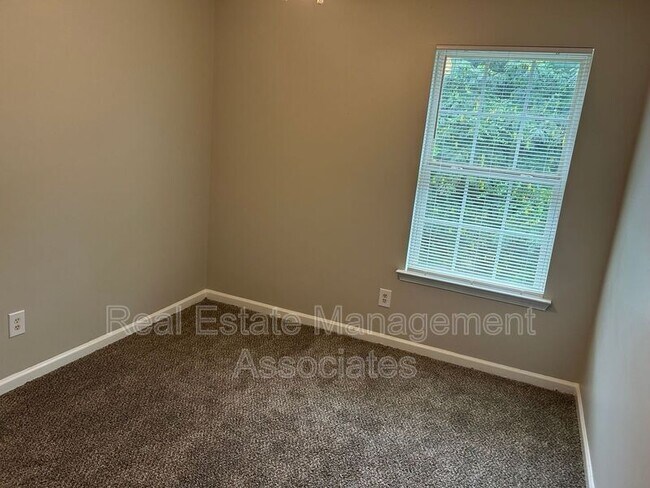 Foto del edificio - 1764 Carrington Dr