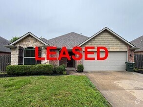 Building Photo - 3055 N Bentley Ridge