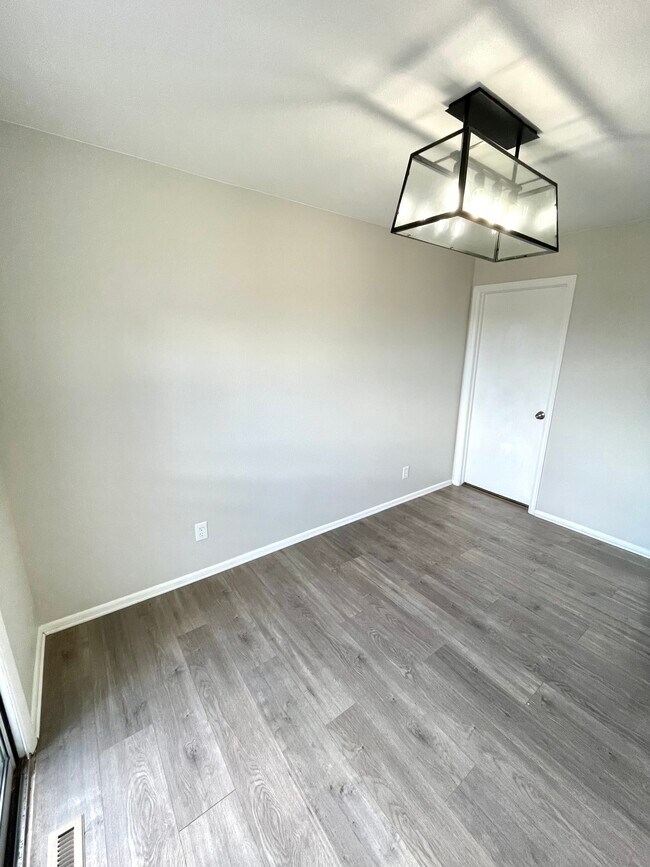 Foto del edificio - 3667 W Union Ave