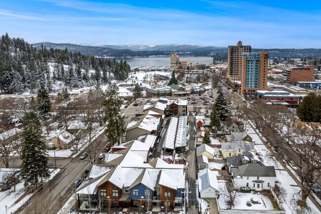 Foto del edificio - The Lake