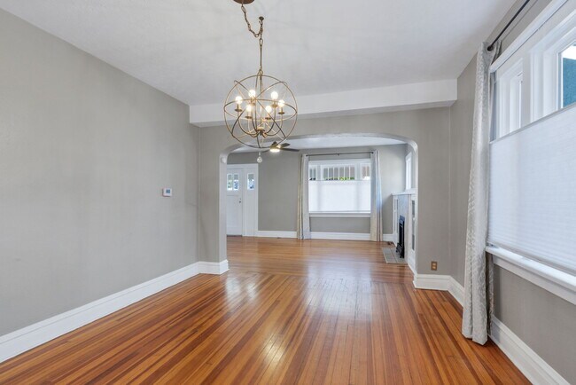 Building Photo - 3135 W 44th Ave