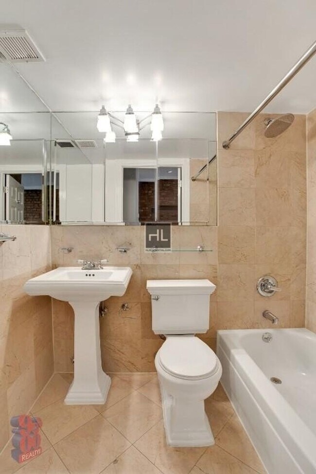 Foto del edificio - E 13TH ST.