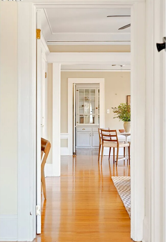 Foto del edificio - 2083 NW Johnson St