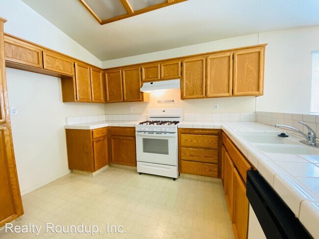 Building Photo - 3 br, 2 bath House - 9091 Bristol Plaza Way