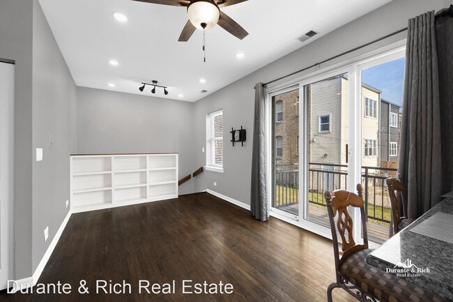 Foto del edificio - 2 br, 2 bath House - 3427 W Shakespeare Av...