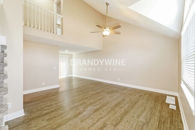 Foto del edificio - 13707 Bennington Ave