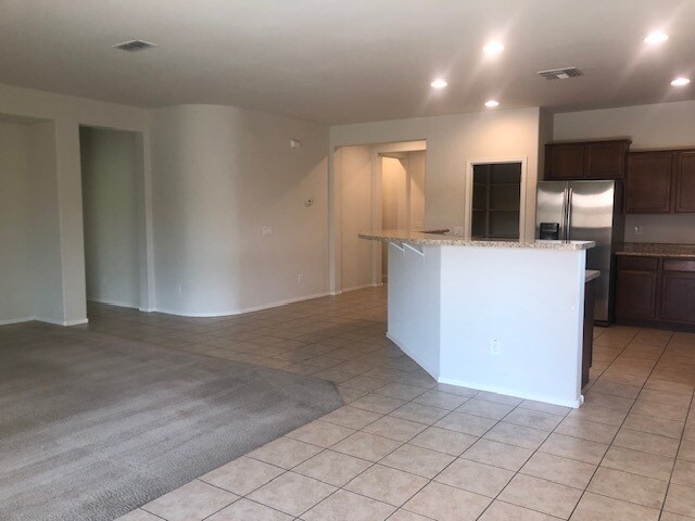 Foto del edificio - Newer Neighborhood near Lake Pleasant