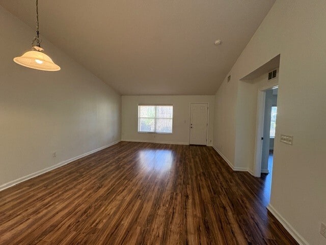 Building Photo - 3/2 Duplex