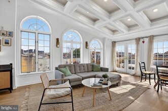 Building Photo - 1134 Pine St