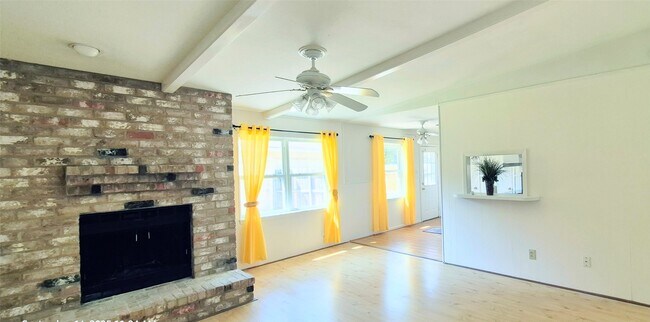 Foto del edificio - 5455 Kuldell Dr