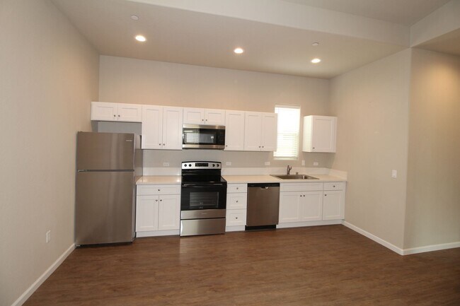 Foto del edificio - 2367 N Arthur Ave