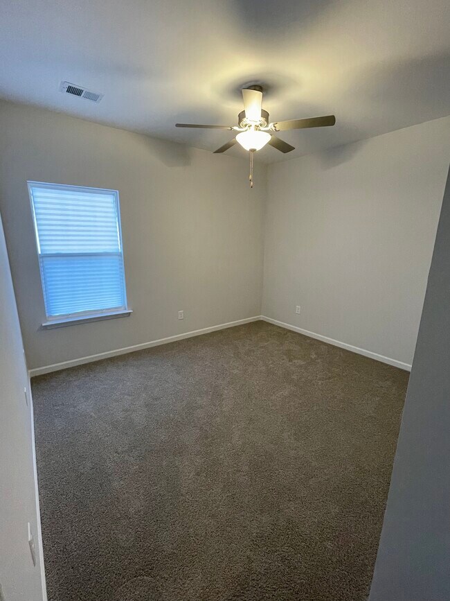 Building Photo - 6007 Doster Dr