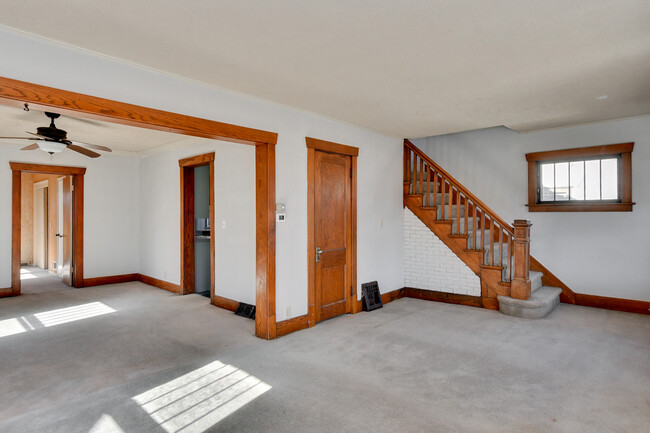 Building Photo - 3116 Fontenelle Blvd