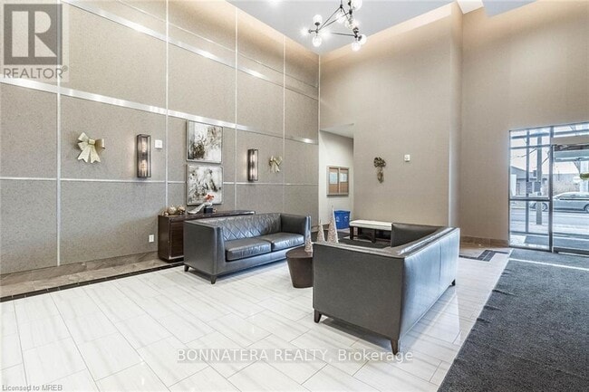 Building Photo - 2486 Old Bronte Rd