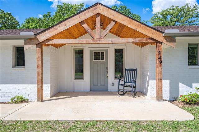 Building Photo - 349 Enchanted Dr