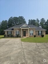 Building Photo - 2783 Crosscreek Rd