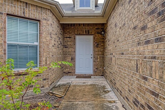 Building Photo - 18218 Barkers Green Way