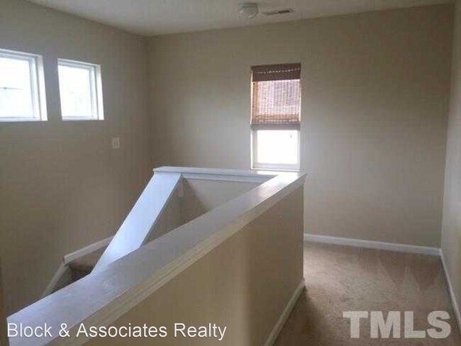 Building Photo - 3 br, 2.5 bath House - 607 Magna Drive