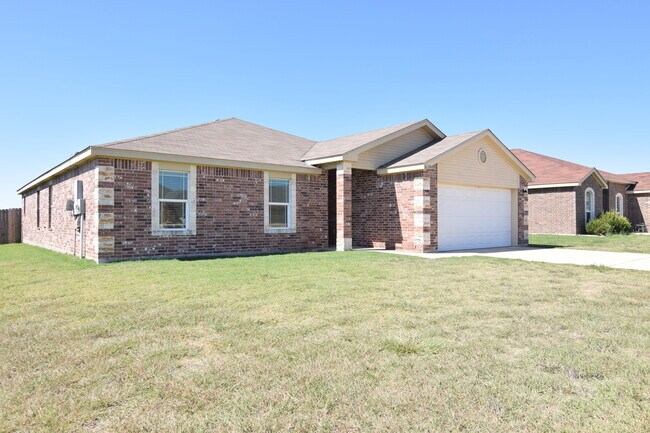 Building Photo - 3110 Rockwall Dr