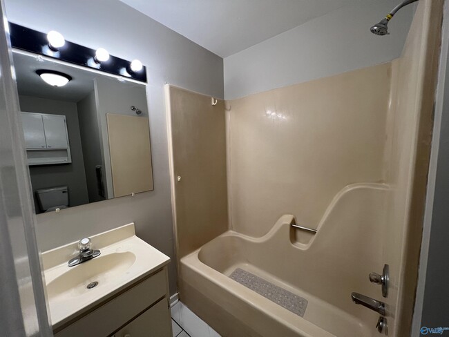 Foto del edificio - 3606 Dubose St SW