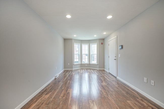 Building Photo - 140 S 46th St