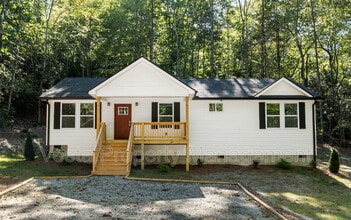 Building Photo - 70 Erwin Hill Dr
