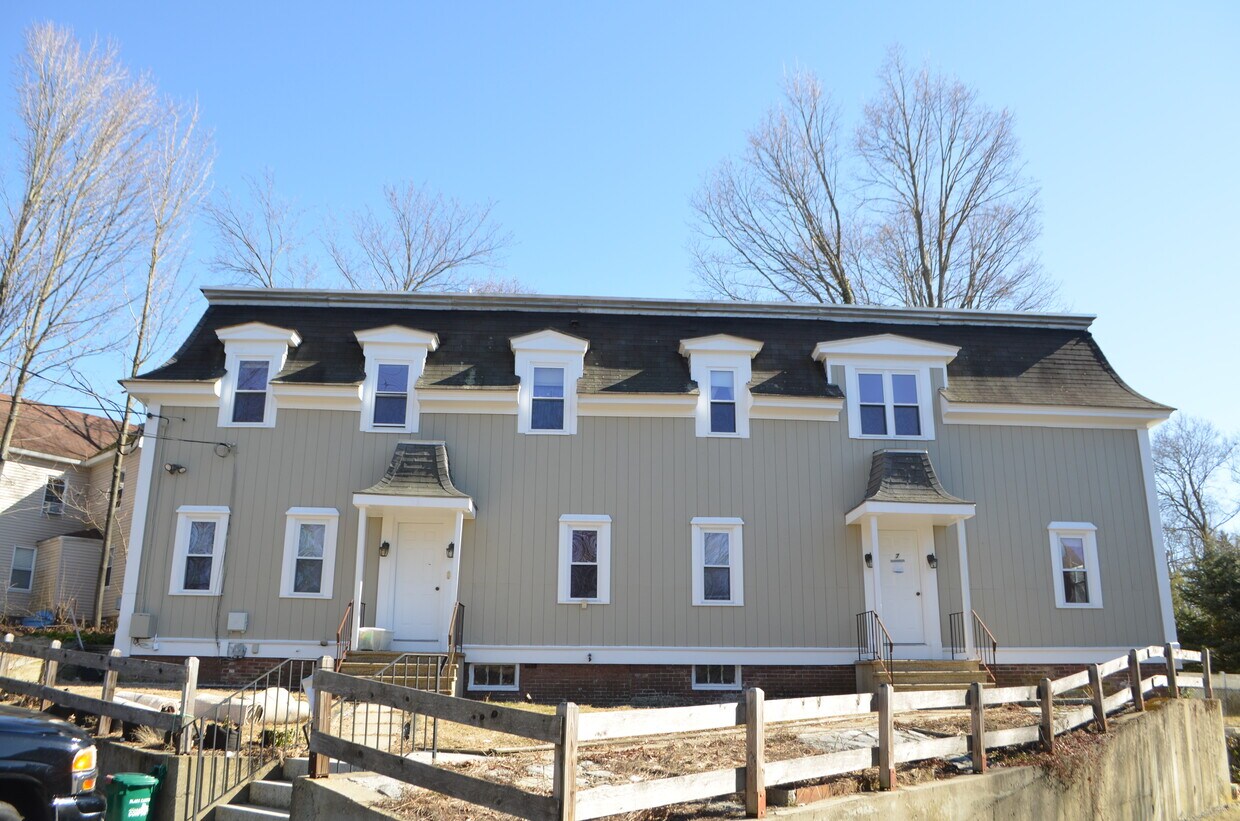 Primary Photo - 7 Elmwood St