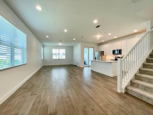 Building Photo - 1847 Sandpiper Pointe Pl