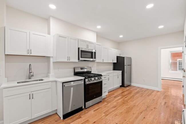 Foto del edificio - 198 Salem St