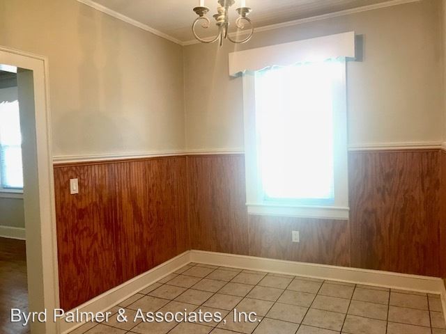 Building Photo - 3 br, 2 bath House - 1206 Main Street