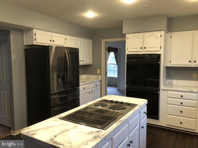 Building Photo - 11101 Navigators Ct