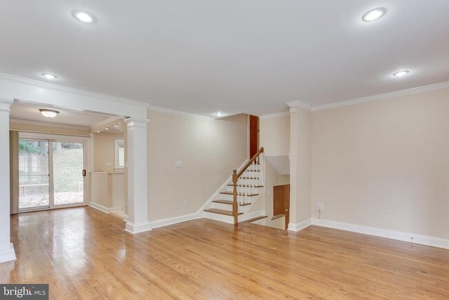 Building Photo - 12909 Grenoble Dr