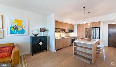 Building Photo - 4710 Elm St