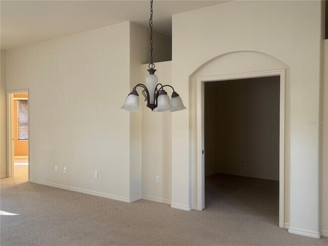 Foto del edificio - 1063 Topelis Dr