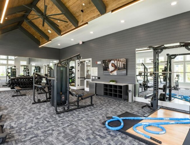 Foto del edificio - 4255 Magnolia Vlg Dr