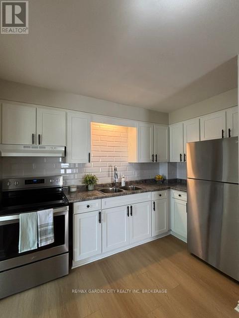 Photo du bâtiment - 120 Endicott Terrace
