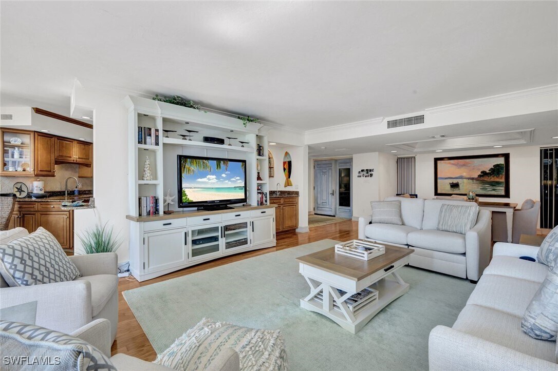 Foto del edificio - 4551 Gulf Shore Blvd N
