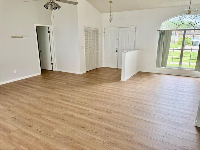 Building Photo - 4523 County Breeze Dr