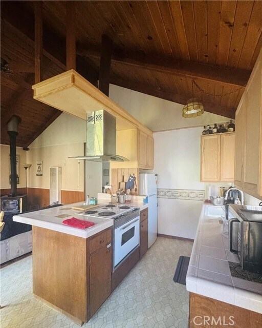 Building Photo - 27619 Canyon Dr