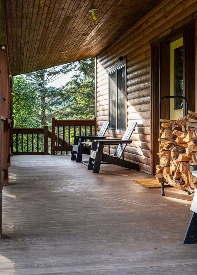 Foto del edificio - 444 John Rice Rd