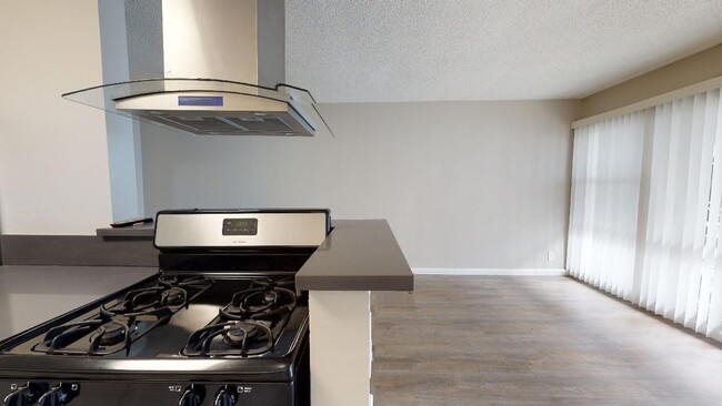 Interior Photo - The DLP Hollywood