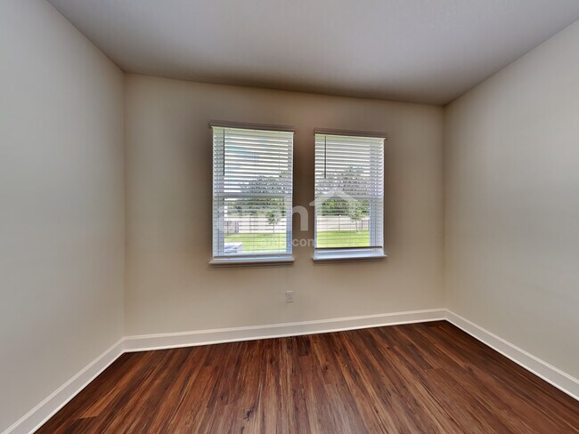 Building Photo - 1127 Walden Pond Drive