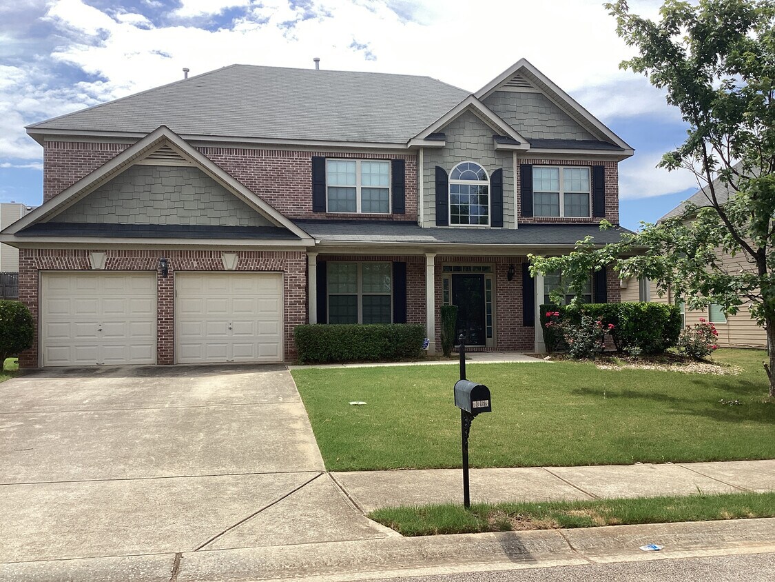 1363 Cochran Crossing House Rental in McDonough, GA
