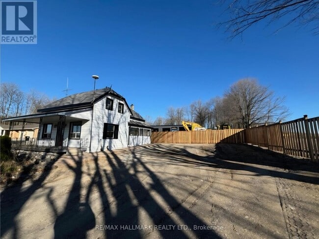 Building Photo - 16956 Simcoe County Rd 27
