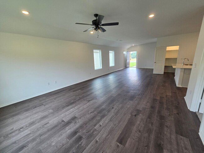 Building Photo - 1088 RAVEN WALK Dr