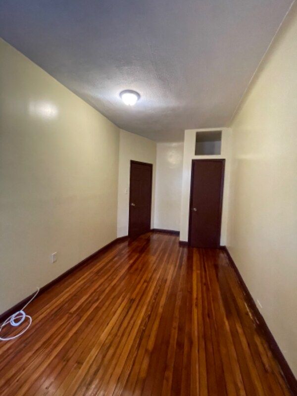Foto del edificio - 74 Barbey St