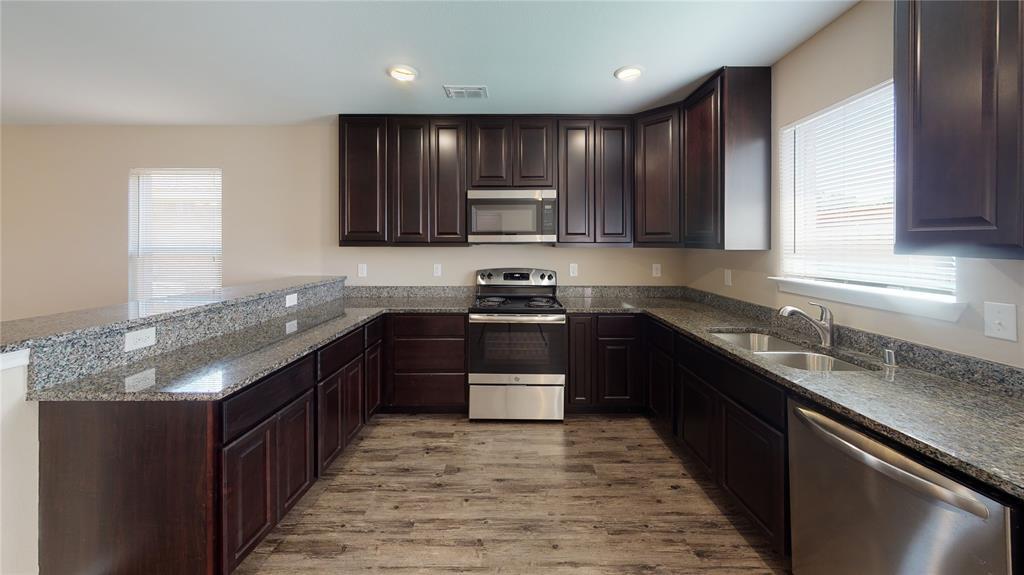 Primary Photo - 115 Brooks Dr