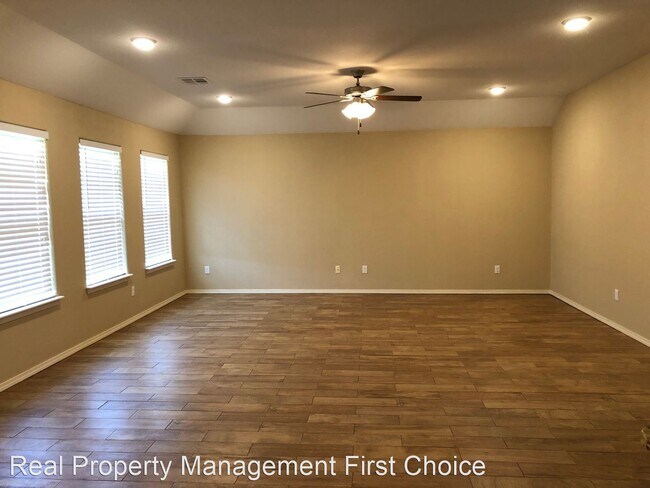 Building Photo - 3 br, 2 bath House - 8711 Vickery Ln